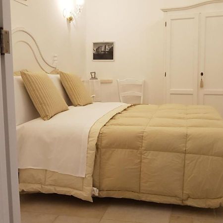 Dimora Palmieri Di Charme Bed & Breakfast Monopoli Luaran gambar