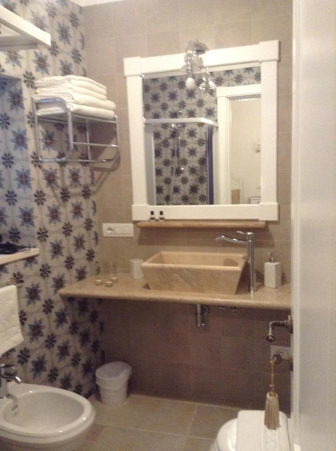 Dimora Palmieri Di Charme Bed & Breakfast Monopoli Luaran gambar